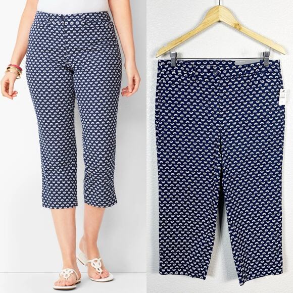 Talbots NWT Women’s Perfect Skimmers Slim Fit Crop Capri Pant in Navy Floral 8 - Picture 1 of 10